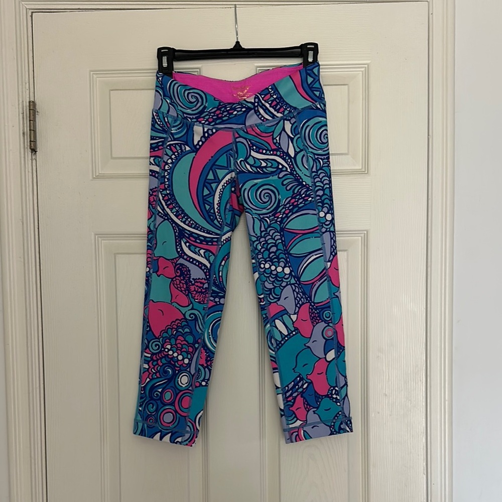 Lilly Pulitzer Blue and Pink Leggings Vibrant Athletic Wear